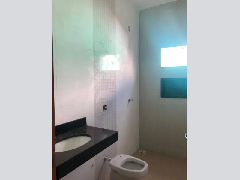 Foto 18 de 23: Casa em leilão em Quirinópolis - GO, bairro Jardim Vitoria — Casa - Quirinópolis - GO