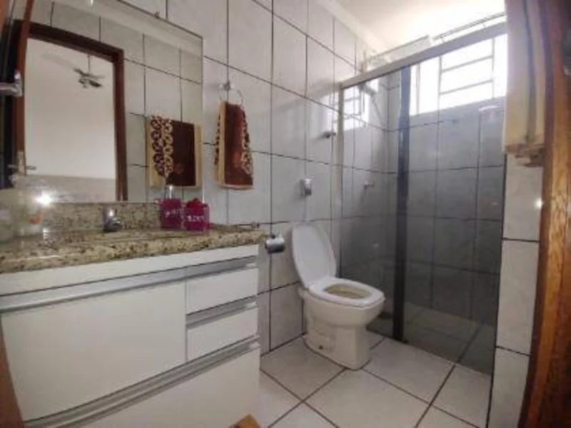Foto 8 de 14: Apartamento em leilão em Ituiutaba - MG, bairro Centro — Apartamento - Ituiutaba - MG