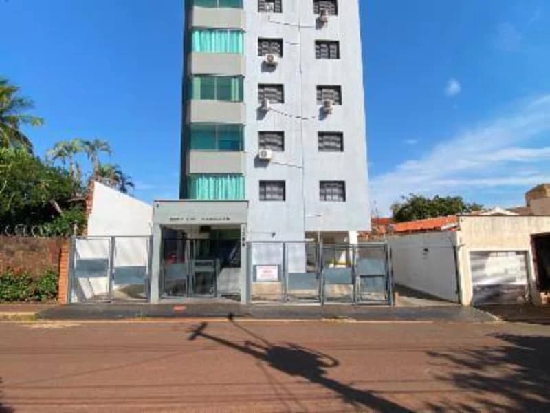 Foto 7 de 14: Apartamento em leilão em Ituiutaba - MG, bairro Centro — Apartamento - Ituiutaba - MG