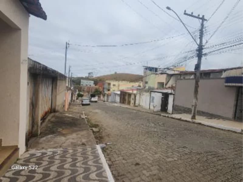 Foto 4 de 5: Casa em leilão em Governador Valadares - MG, bairro Vale Verde — Casa - Governador Valadares - MG