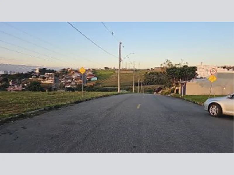 Foto 2 de 18: Terreno em leilão em Taubaté - SP, bairro Caixa D'água — Casa - Taubaté - SP