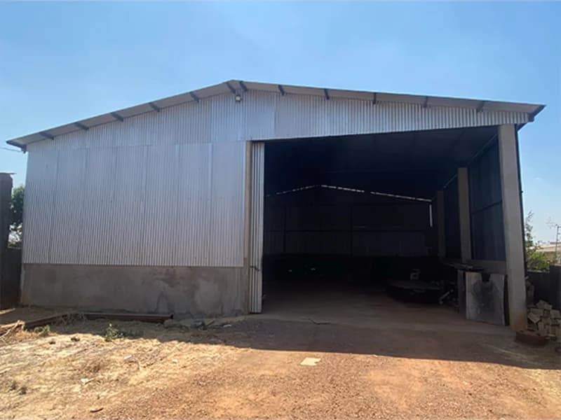 Foto 3 de 6: Casa em leilão em Nova Guarita - MT, bairro Centro — Prédio - Nova Guarita - MT