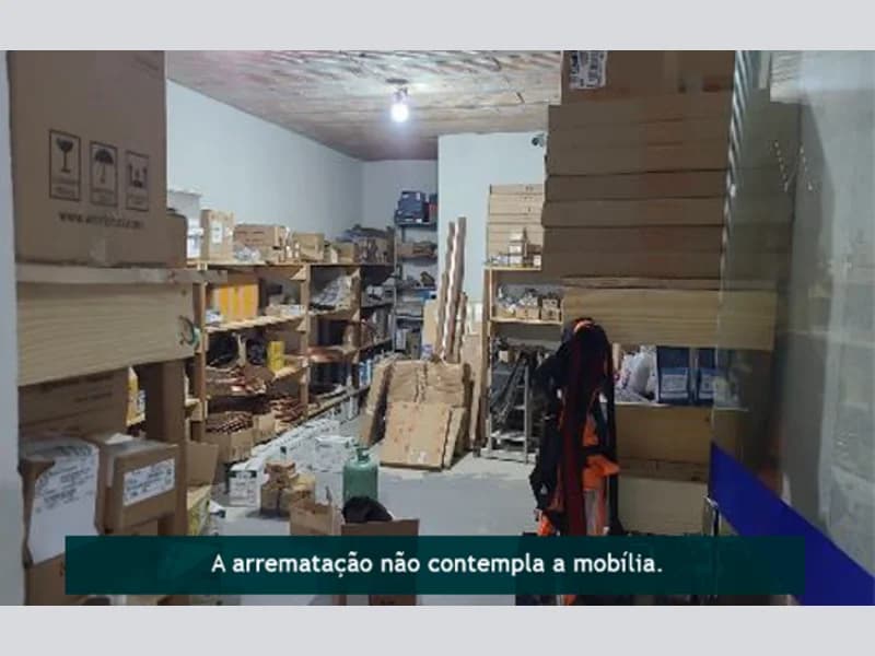 Foto 7 de 8: Comercial em leilão em Piumhi - MG, bairro Leôncio — Prédio - Piumhi - MG