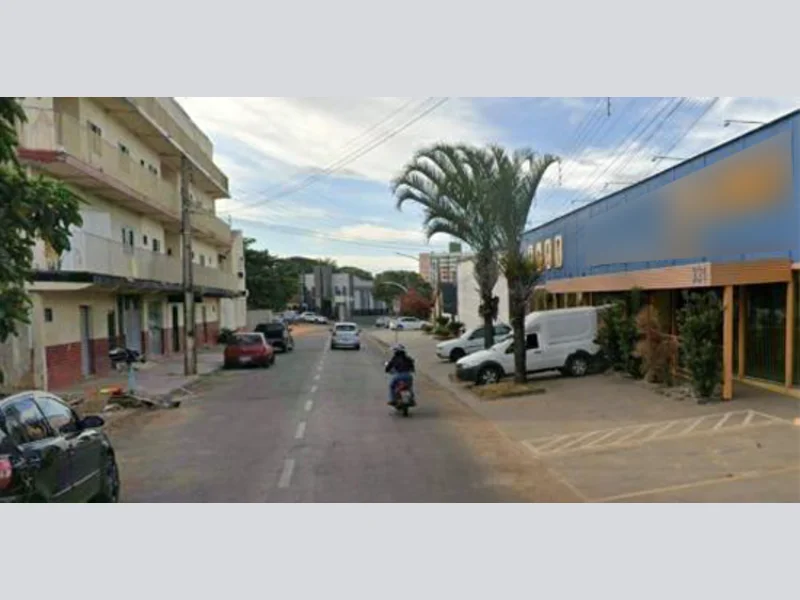 Foto 2 de 3: Comercial em leilão em Caldas Novas - GO, bairro Centro — Prédio - Caldas Novas - GO