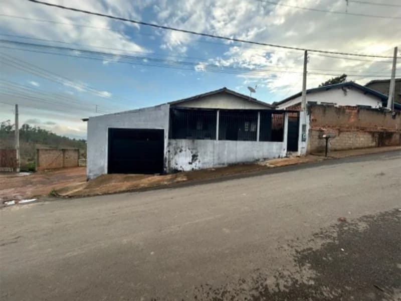 Foto 1 de 7: Casa em leilão em Caconde - SP, bairro São José — Casa - Caconde - SP