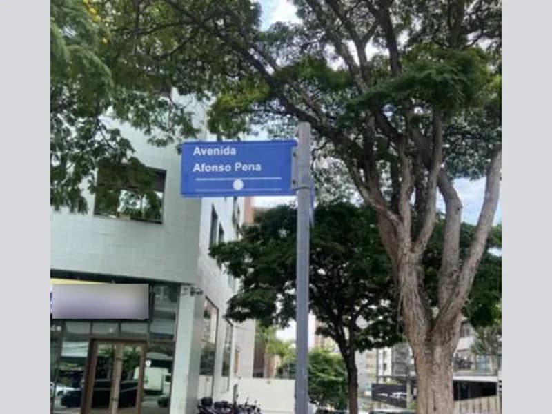 Foto 6 de 7: Comercial em leilão em Belo Horizonte - MG, bairro Serra — Sala - Belo Horizonte - MG
