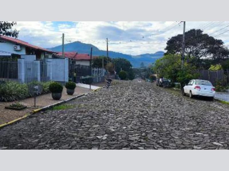 Foto 1 de 6: Casa em leilão em Igrejinha - RS, bairro Bom Pastor — Casa - Igrejinha - RS