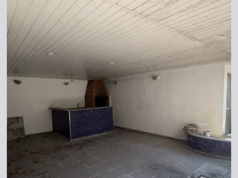 Foto 4 de 6: Comercial em leilão em Porto Alegre - RS, bairro Higienópolis — Loja - Porto Alegre - RS
