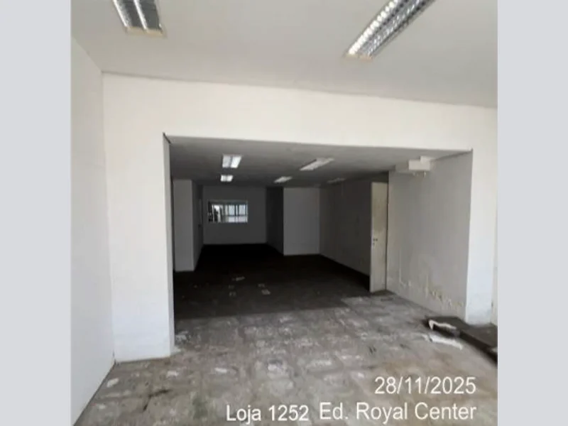 Foto 3 de 7: Comercial em leilão em Porto Alegre - RS, bairro Higienópolis — Loja - Porto Alegre - RS