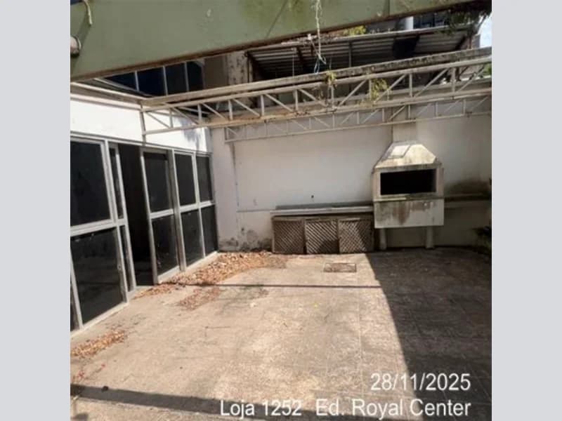 Foto 4 de 7: Comercial em leilão em Porto Alegre - RS, bairro Higienópolis — Loja - Porto Alegre - RS