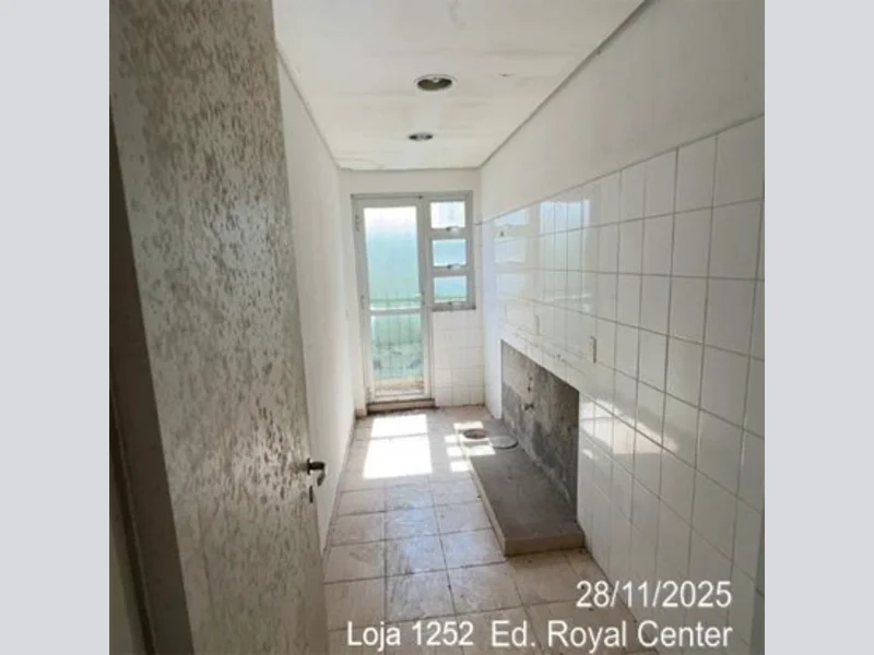 Foto 6 de 7: Comercial em leilão em Porto Alegre - RS, bairro Higienópolis — Loja - Porto Alegre - RS