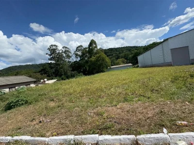 Foto 1 de 7: Terreno em leilão em Vila Maria - RS, bairro Centro — Terreno - Vila Maria - RS