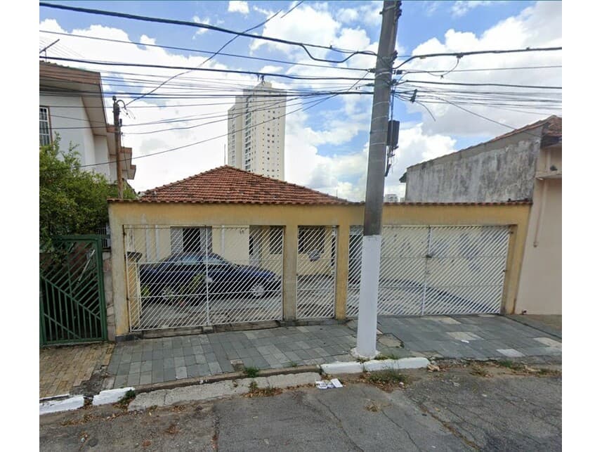 Casa em leilão em São Paulo - SP — Casa à venda em leilão
