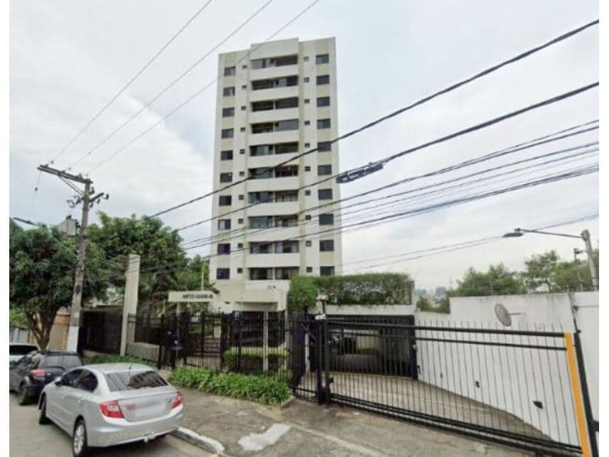 Apartamento em leilão em São Paulo - SP — Apartamento à venda em leilão
