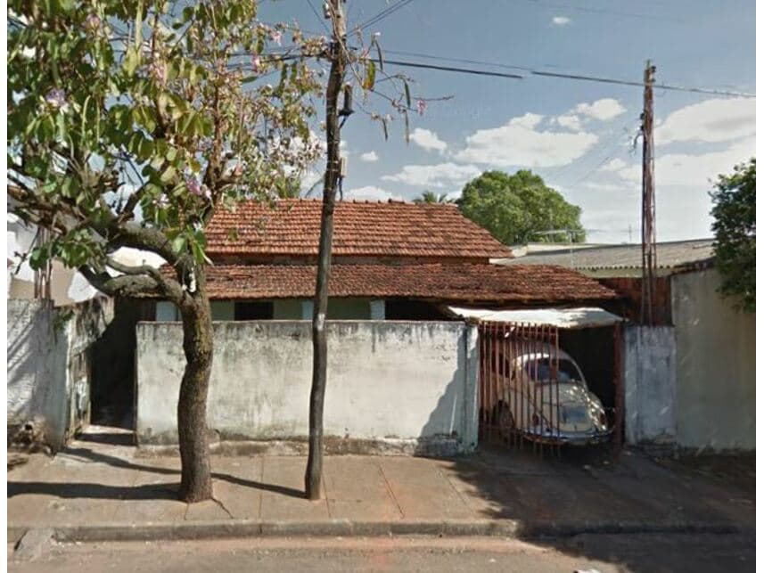 Casa em leilão em Araçatuba - SP — Casa à venda em leilão