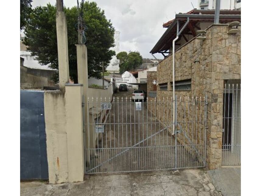 Casa em leilão em São Paulo - SP — Casa à venda em leilão