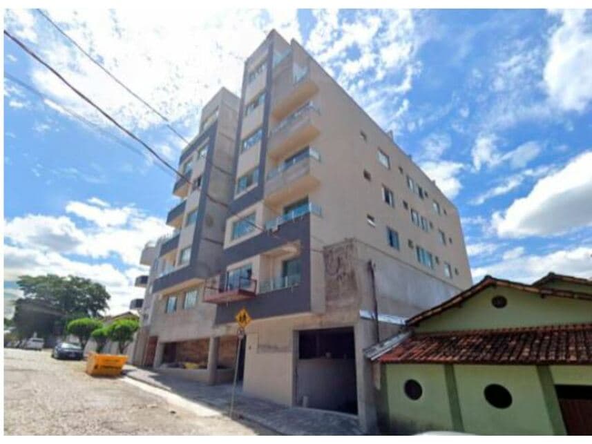 Apartamento em leilão em Divinópolis - MG — Apartamento à venda em leilão