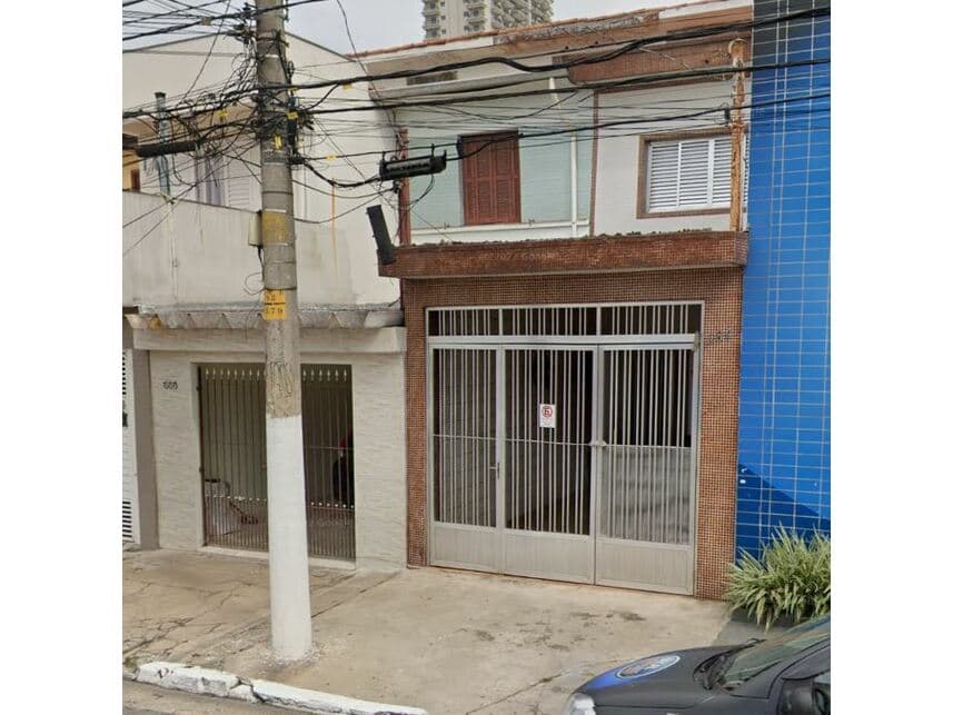 Casa em leilão em São Paulo - SP — Sobrado à venda em leilão