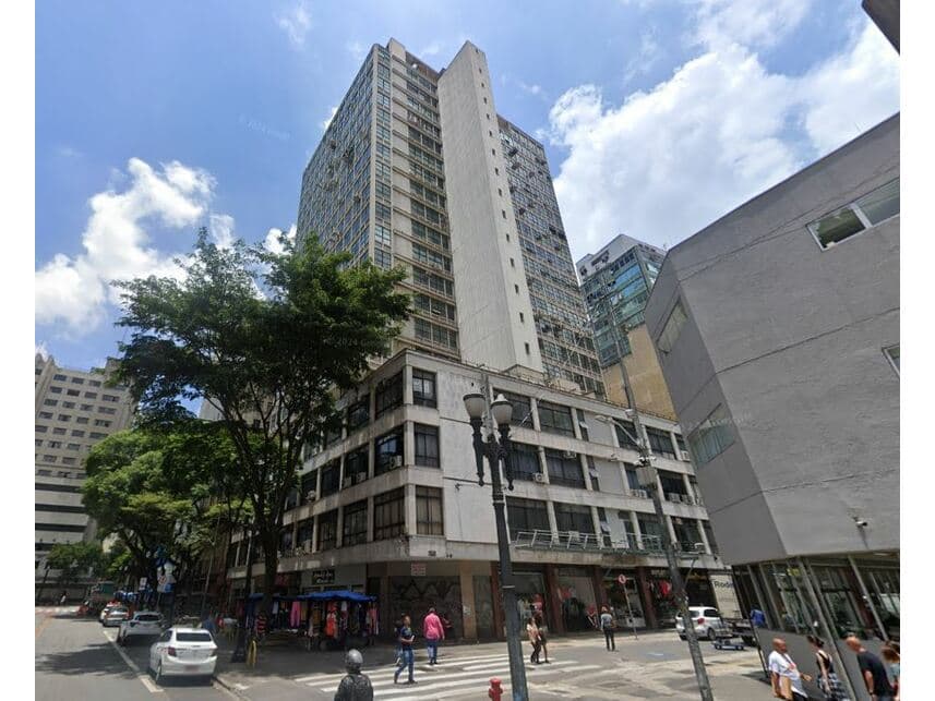 Comercial em leilão em São Paulo - SP — Conj. Comercial à venda em leilão