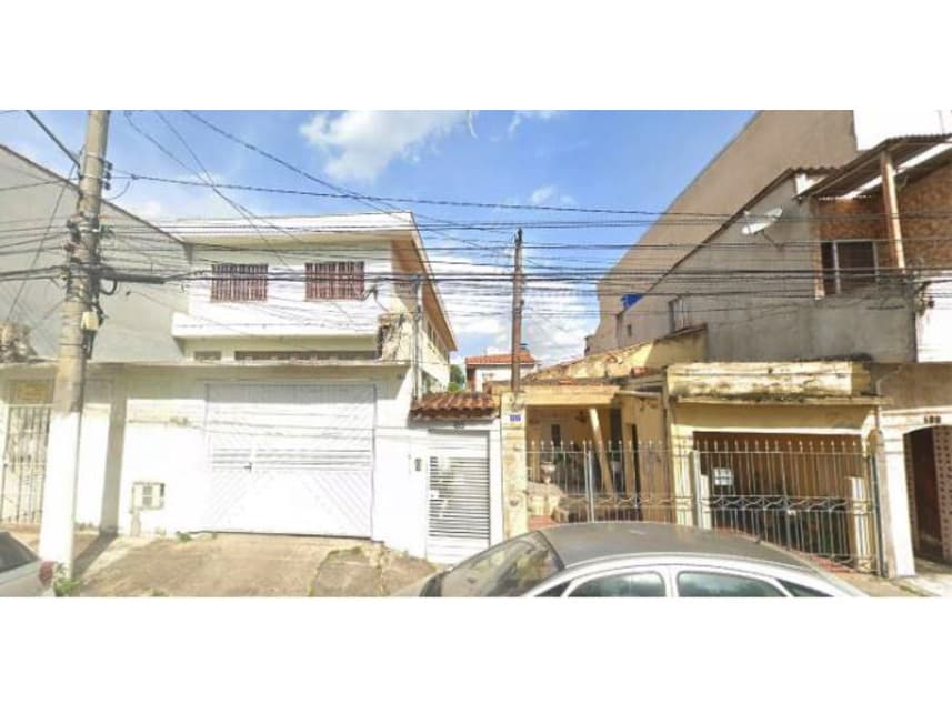Casa em leilão em São Paulo - SP — Sobrado à venda em leilão