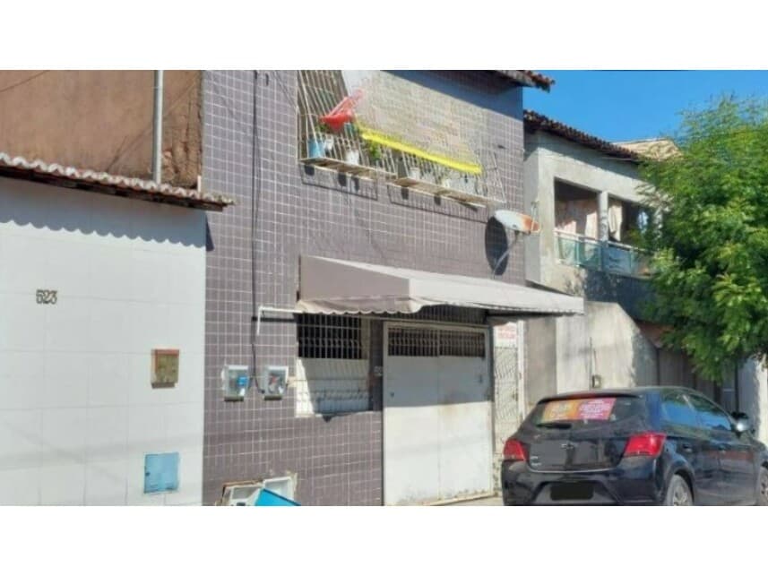 Casa em leilão em Fortaleza - CE — Casa à venda em leilão