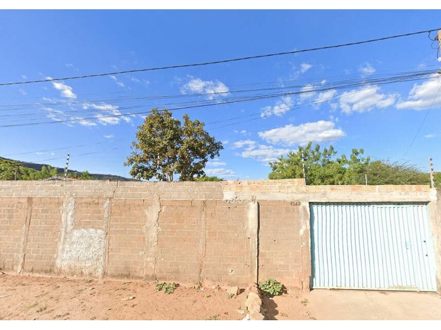 Casa em leilão em Barreiras - BA — Casa à venda em leilão