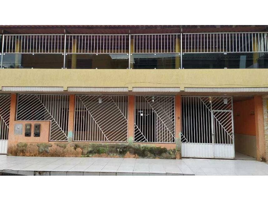 Casa em leilão em Camaçari - BA — Casa à venda em leilão