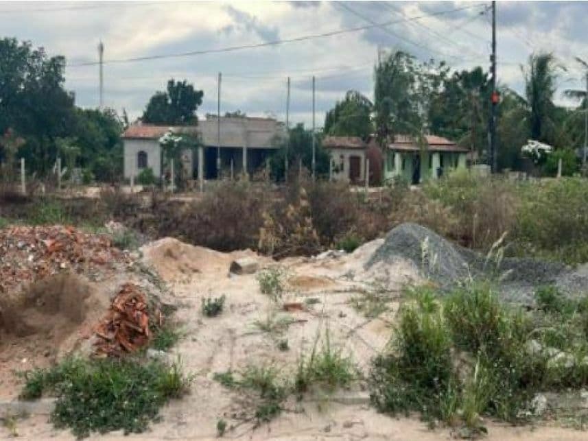 Terreno em leilão em Feira De Santana - BA — Terreno à venda em leilão
