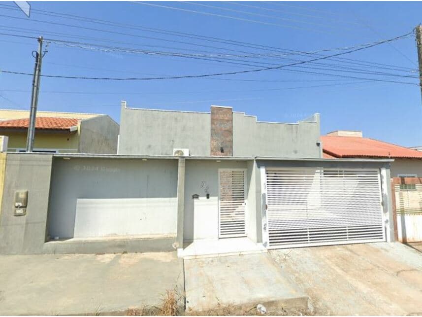 Casa em leilão em Ji-paraná - RO — Casa à venda em leilão