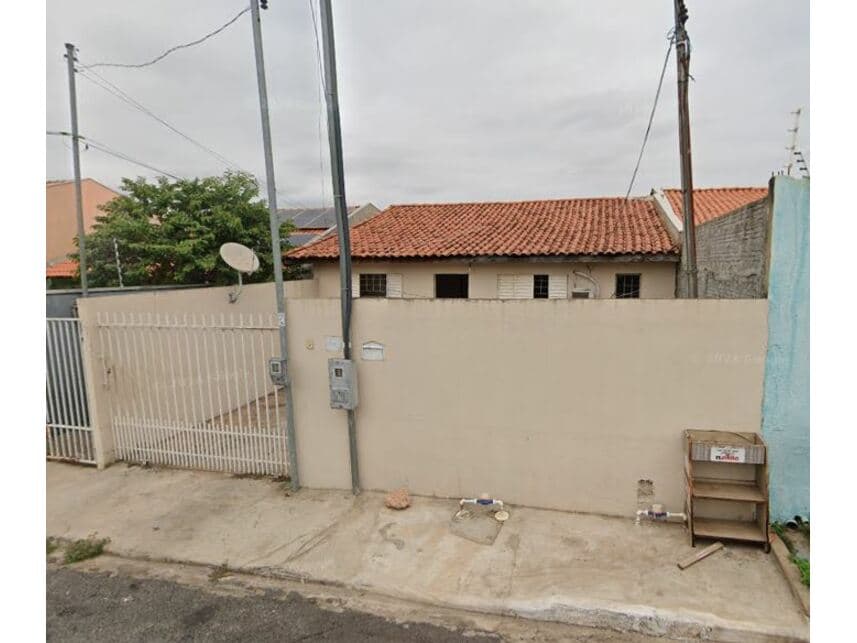 Casa em leilão em Cuiabá - MT — Casa à venda em leilão