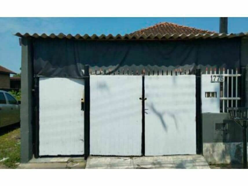 Foto 3 de 3: Casa em leilão em Mongaguá - SP — Casa à venda em leilão