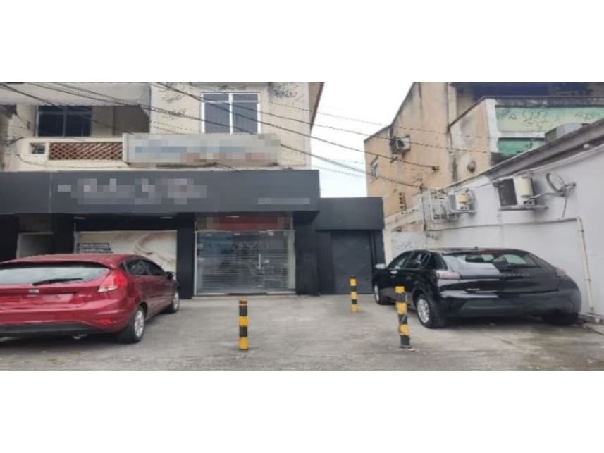 Casa em leilão em Rio De Janeiro - RJ — Casa à venda em leilão