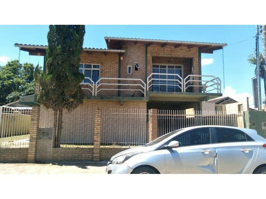 Casa em leilão em Rio Do Sul - SC — Casa à venda em leilão