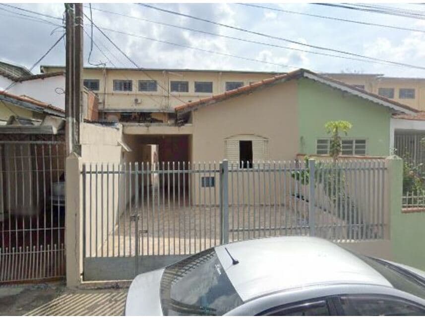 Casa em leilão em São José Dos Campos - SP — Casa à venda em leilão