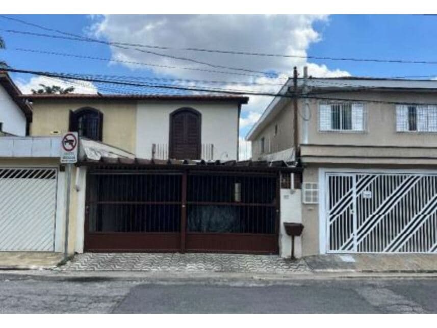 Casa em leilão em São Paulo - SP — Casa à venda em leilão