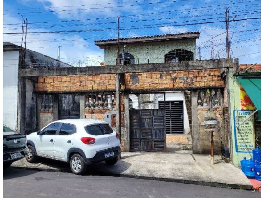 Casa em leilão em Manaus - AM — Casa à venda em leilão