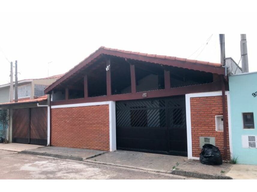 Casa em leilão em Campo Limpo Paulista - SP — Casa à venda em leilão