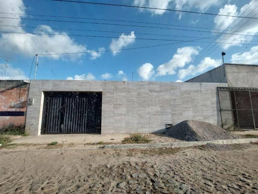 Casa em leilão em Pindoretama - CE — Casa à venda em leilão