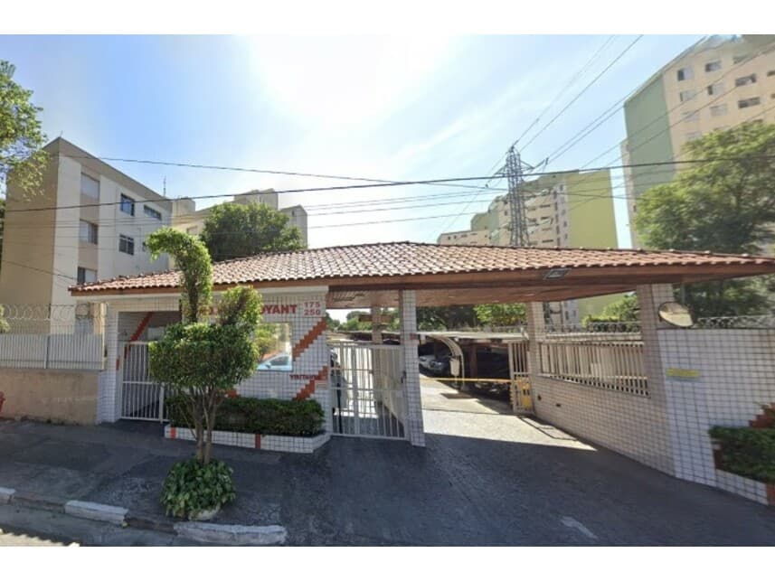Apartamento em leilão em Osasco - SP — Apartamento à venda em leilão