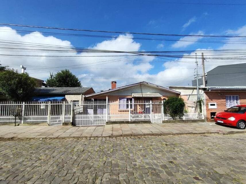 Casa em leilão em Caxias Do Sul - RS — Casa à venda em leilão