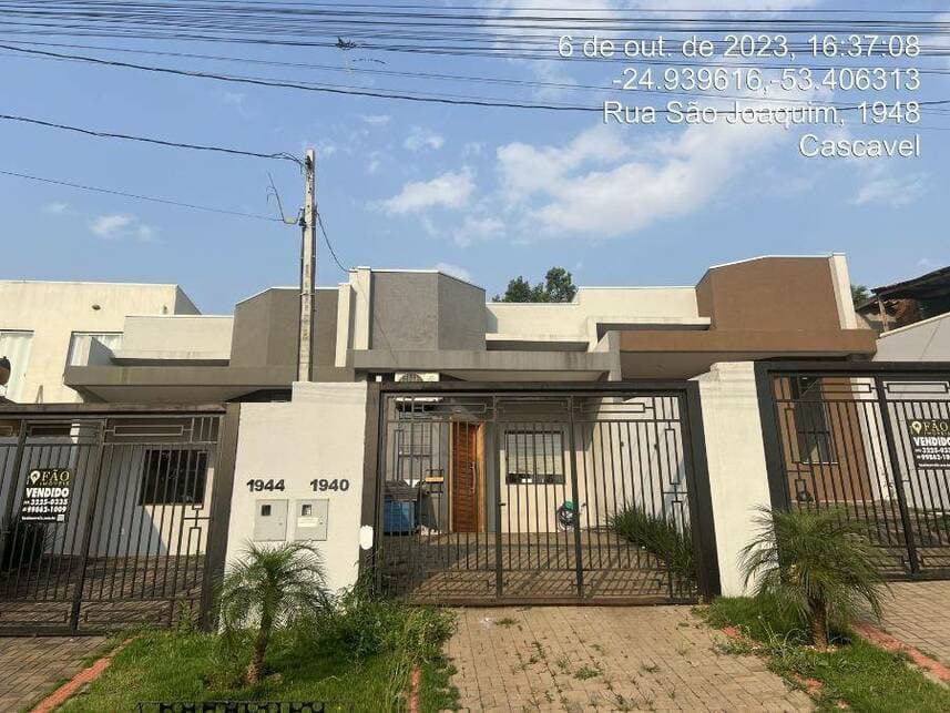Casa em leilão em Cascavel - PR — Casa à venda em leilão