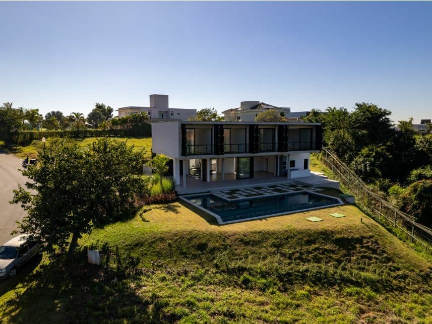 Foto 1 de 34: Casa em leilão em Itupeva - SP — Casa à venda em leilão