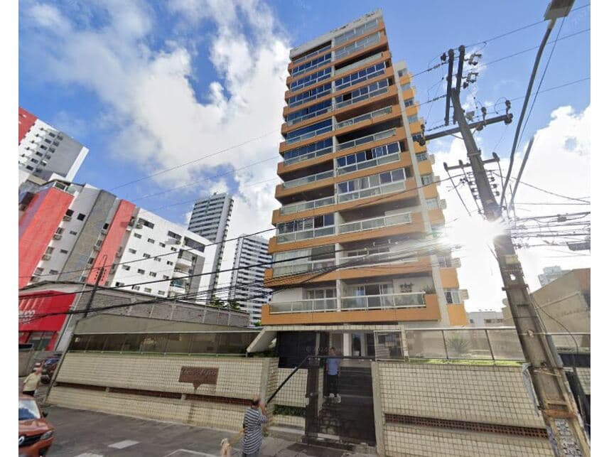 Apartamento em leilão em Jaboatão Dos Guararapes - PE — Apartamento à venda em leilão