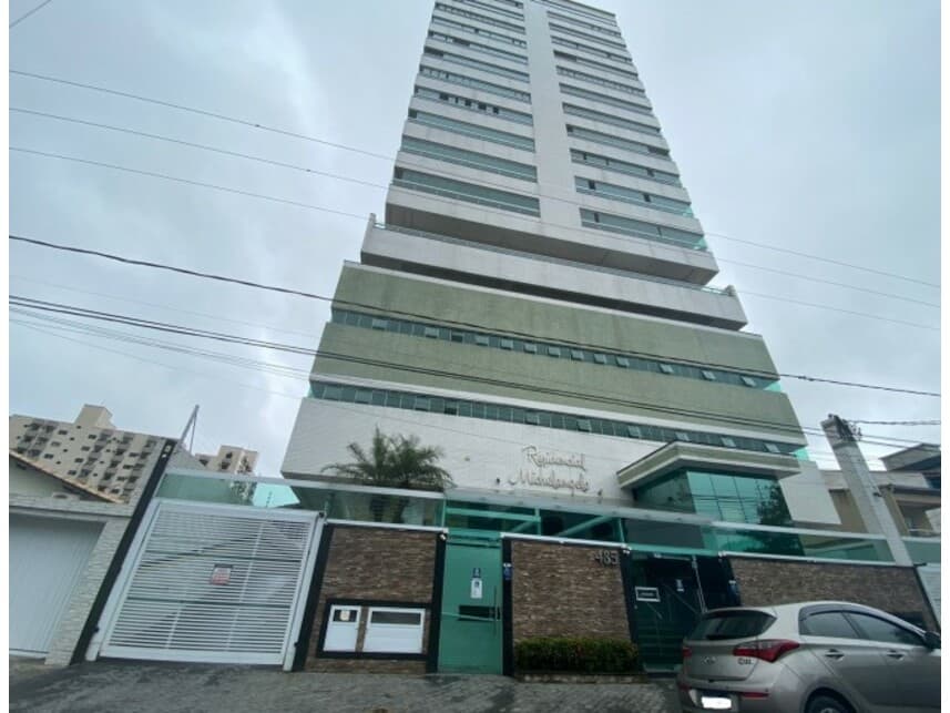 Apartamento em leilão em Praia Grande - SP — Apartamento à venda em leilão