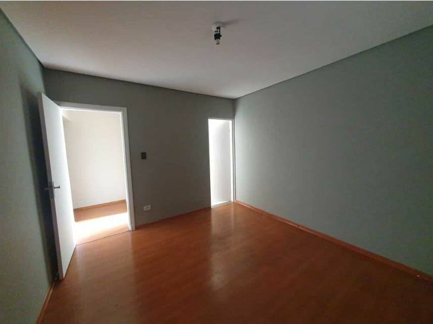 Foto 3 de 5: Casa em leilão em São Paulo - SP — Casa à venda em leilão