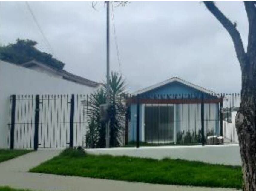 Foto 1 de 17: Casa em leilão em Alvorada - RS — Casa à venda em leilão
