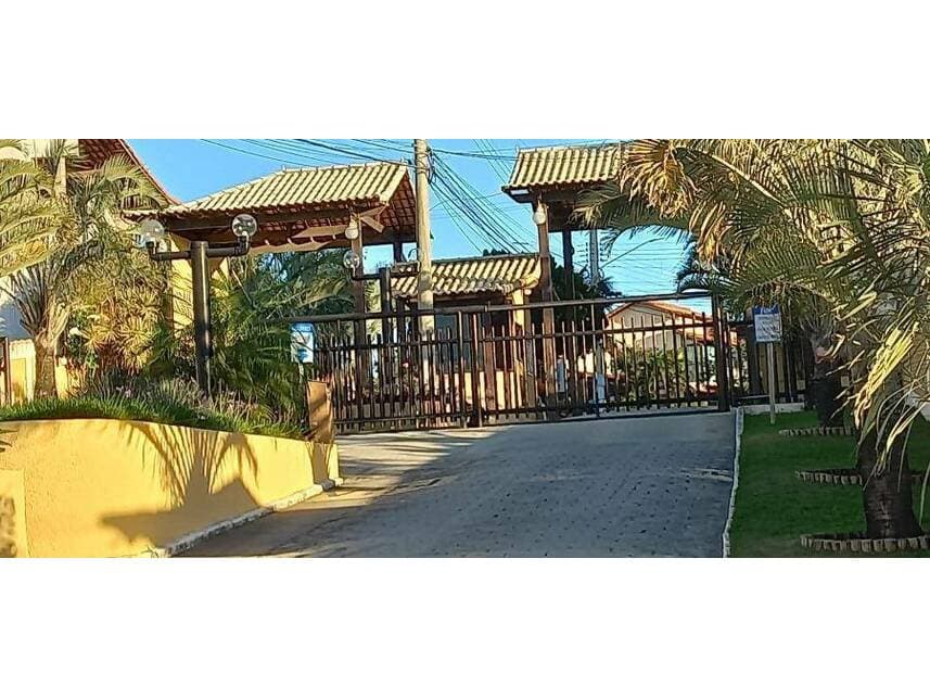 Casa em leilão em Araruama - RJ — Casa à venda em leilão