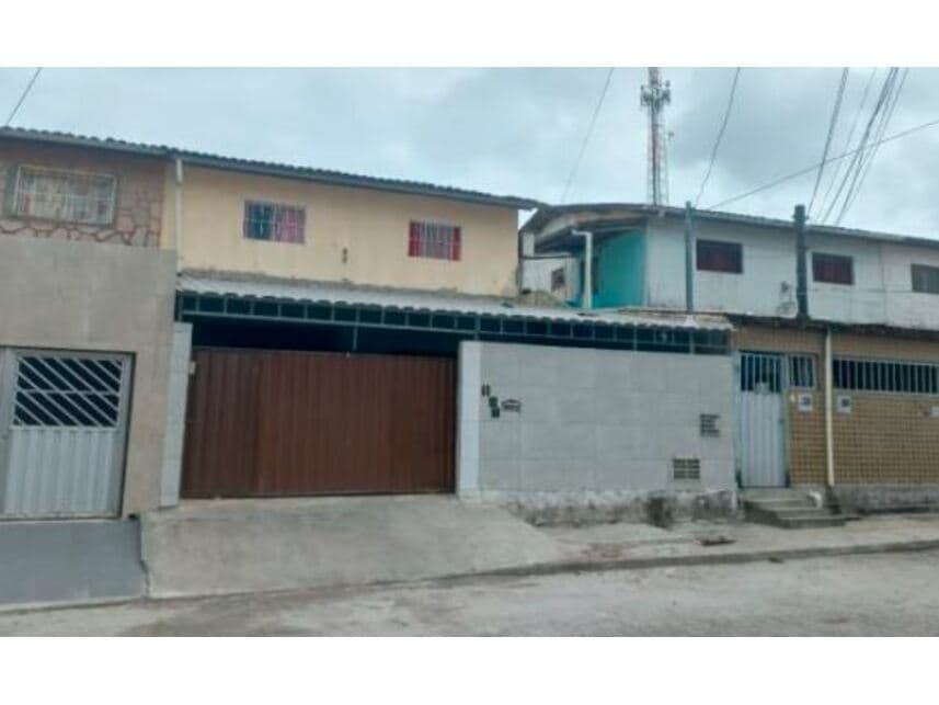 Casa em leilão em João Pessoa - PB — Casa à venda em leilão