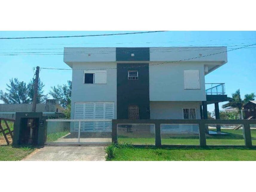 Foto 6 de 8: Casa em leilão em Torres - RS — Casa à venda em leilão