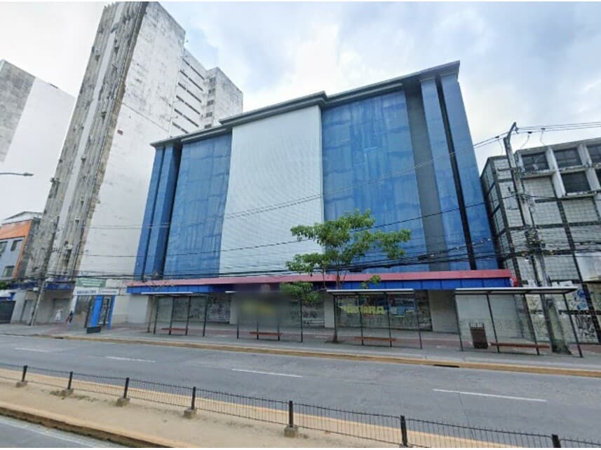 Comercial em leilão em Recife - PE — Prédio Comercial à venda